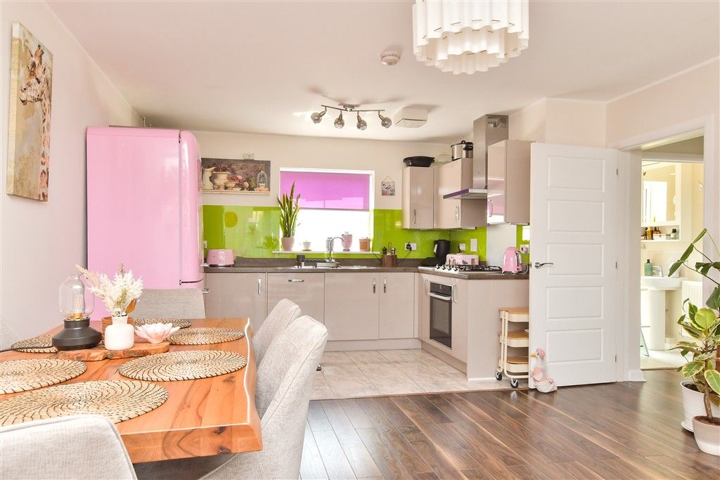Property photo 3 of 12 Lounge/ Kitchen