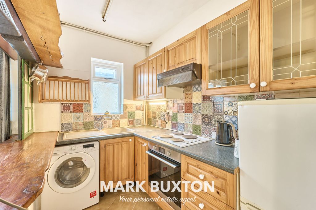 Property photo 3 of 20