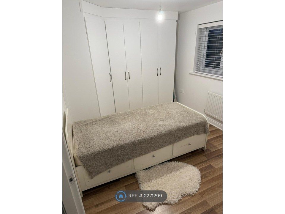 Property photo 2 of 3