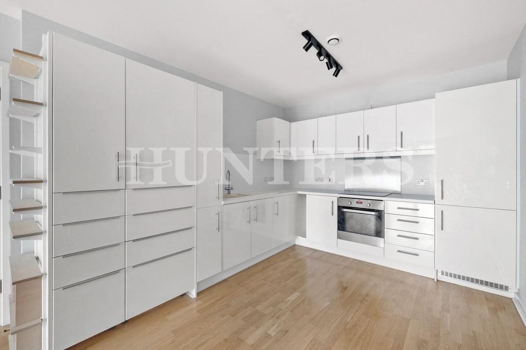 Property photo 3 of 13 Dsc06755.Jpg