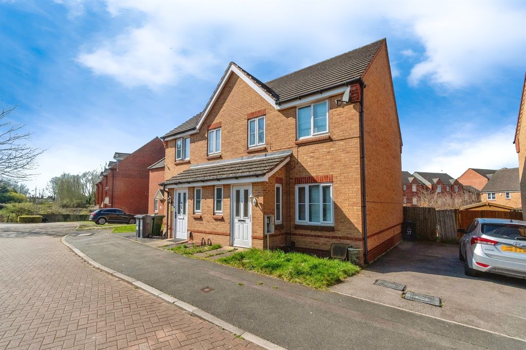 Property photo 2 of 14