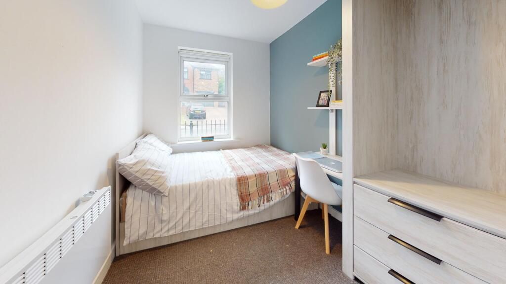 Property photo 3 of 6 Gallery