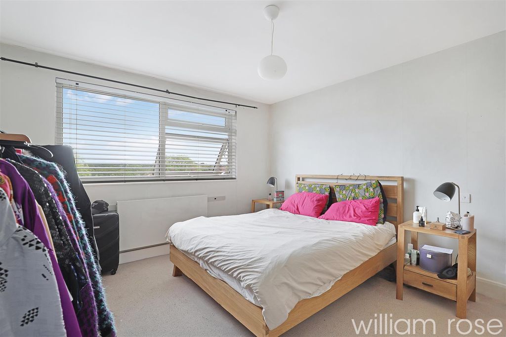 Property photo 3 of 10 Img_8687.Jpg