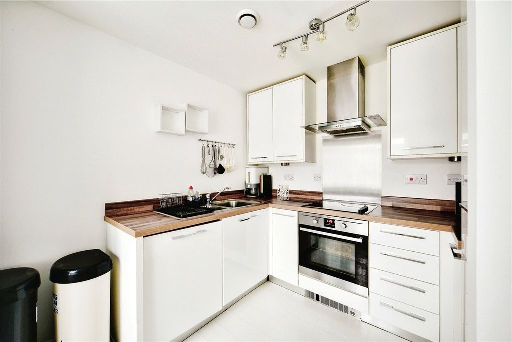 Property photo 1 of 11 Picture No. 09