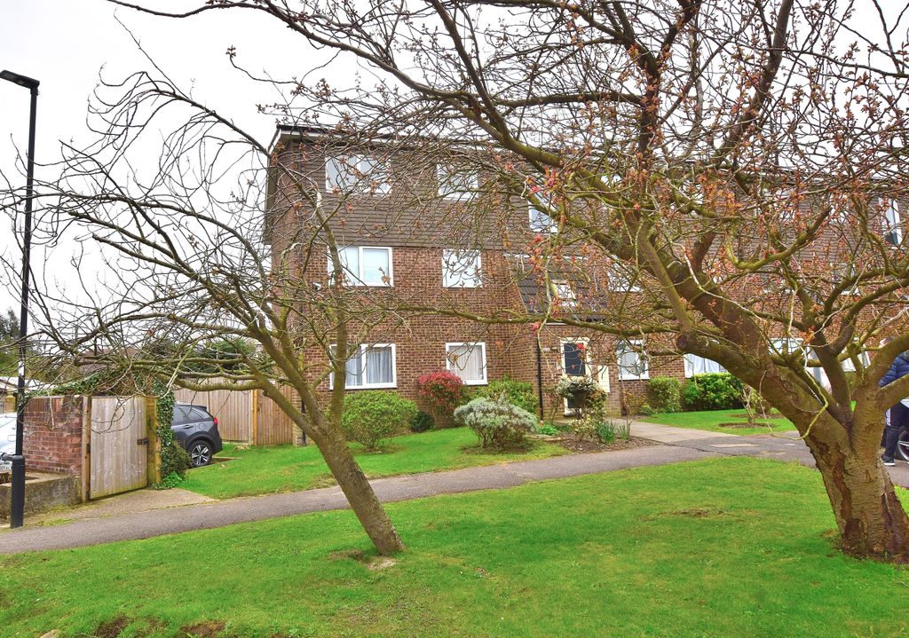 Property photo 1 of 7 Front Aspect