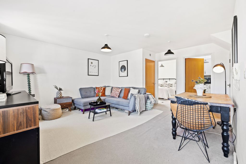 Property photo 2 of 15 Image6.Jpg