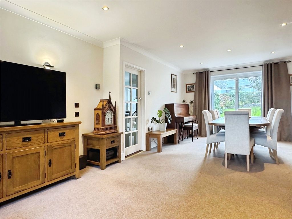 Property photo 3 of 17 Picture No. 04
