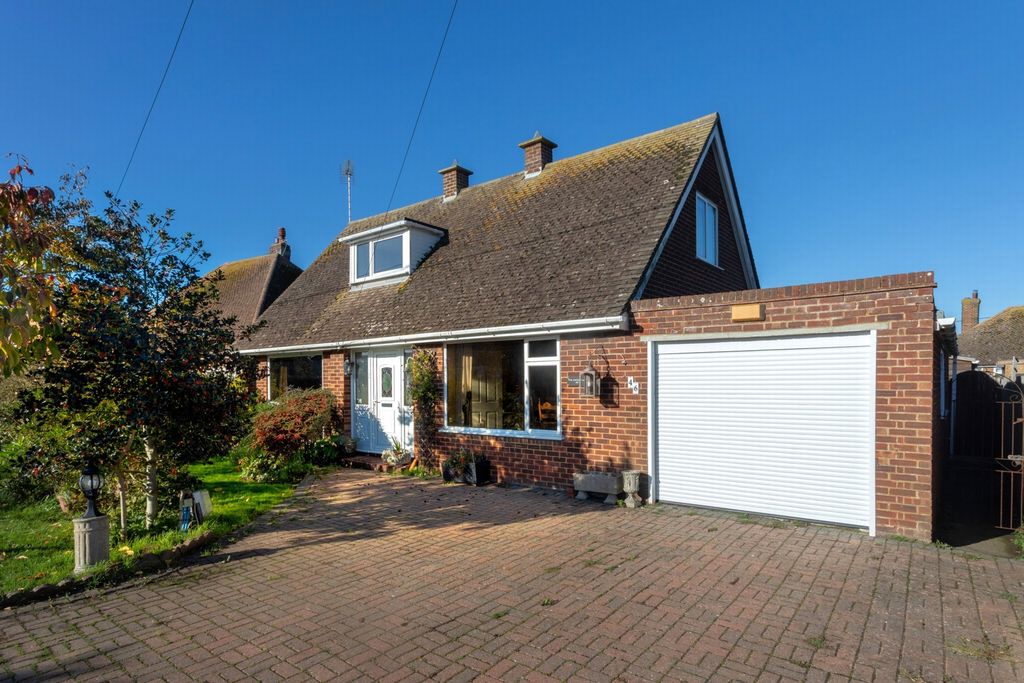 Property photo 1 of 25 Front