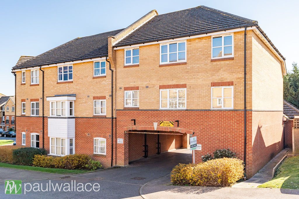 Property photo 1 of 14 Front