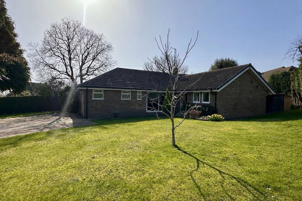 Property photo 1 of 25