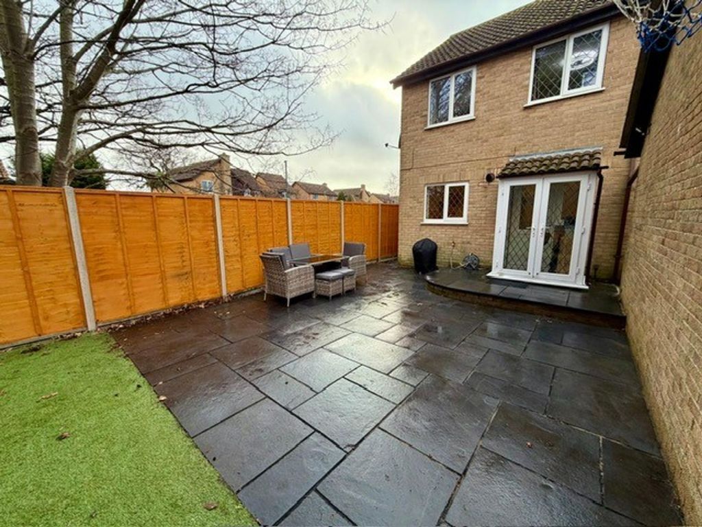 Property photo 2 of 20