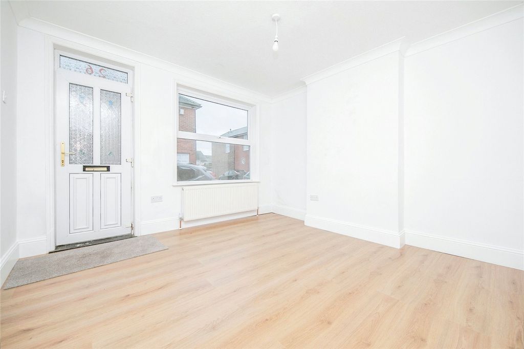 Property photo 1 of 14 Picture No. 05