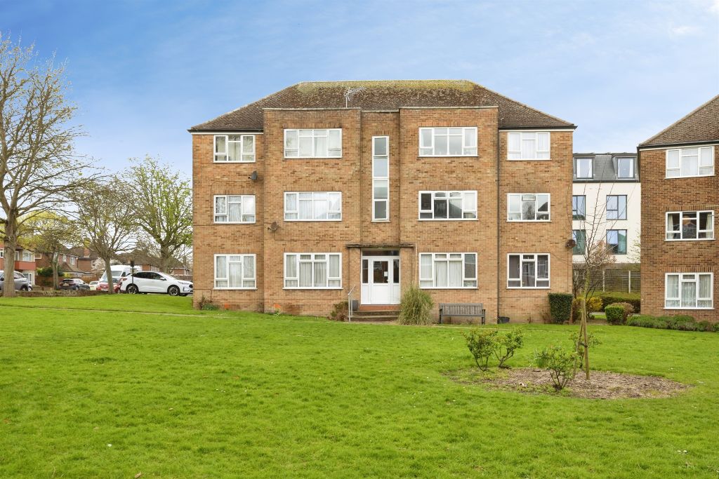 Property photo 1 of 15