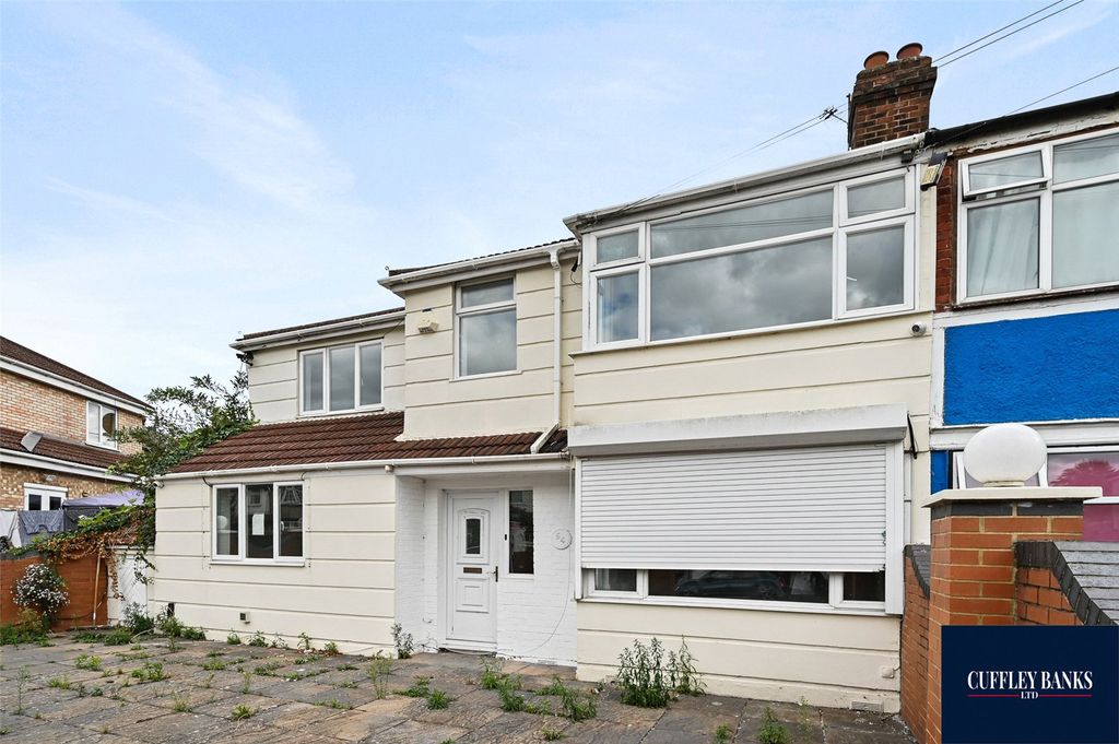Property photo 1 of 15 Picture No. 02