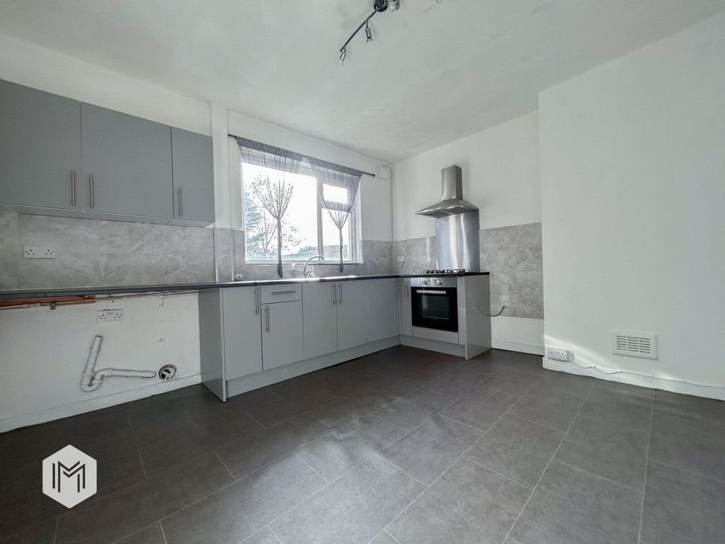 Property photo 3 of 17 Picture No. 09