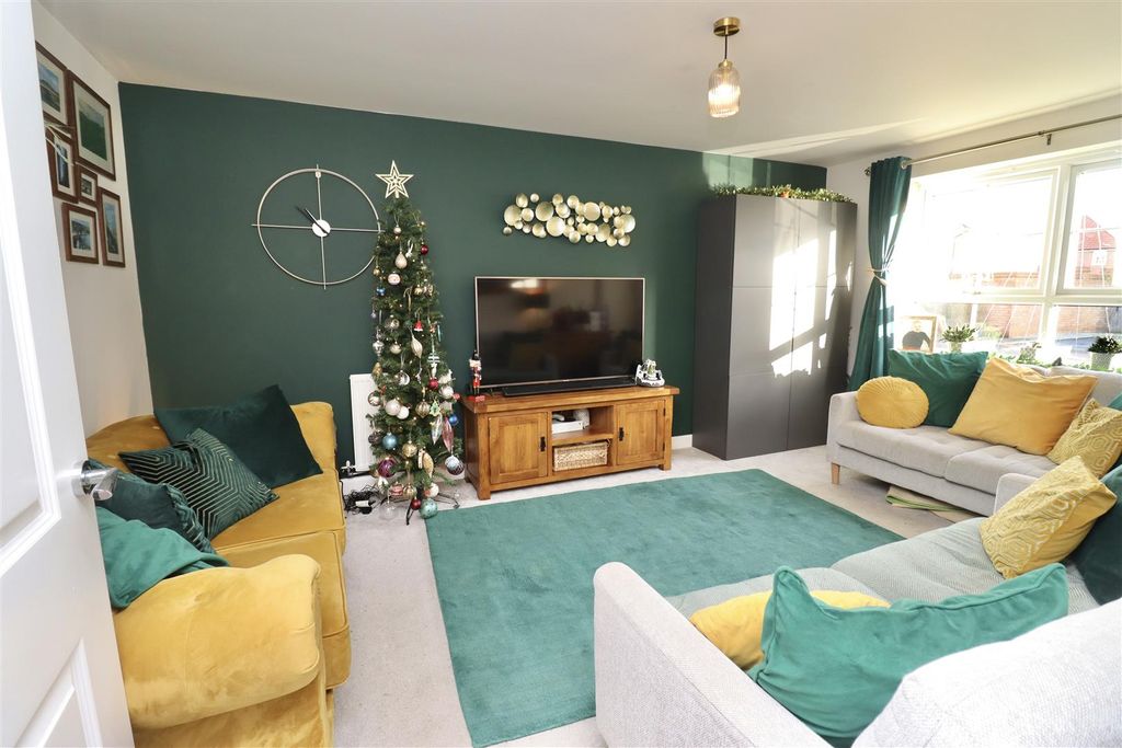 Property photo 2 of 16 Img_6208.Jpg