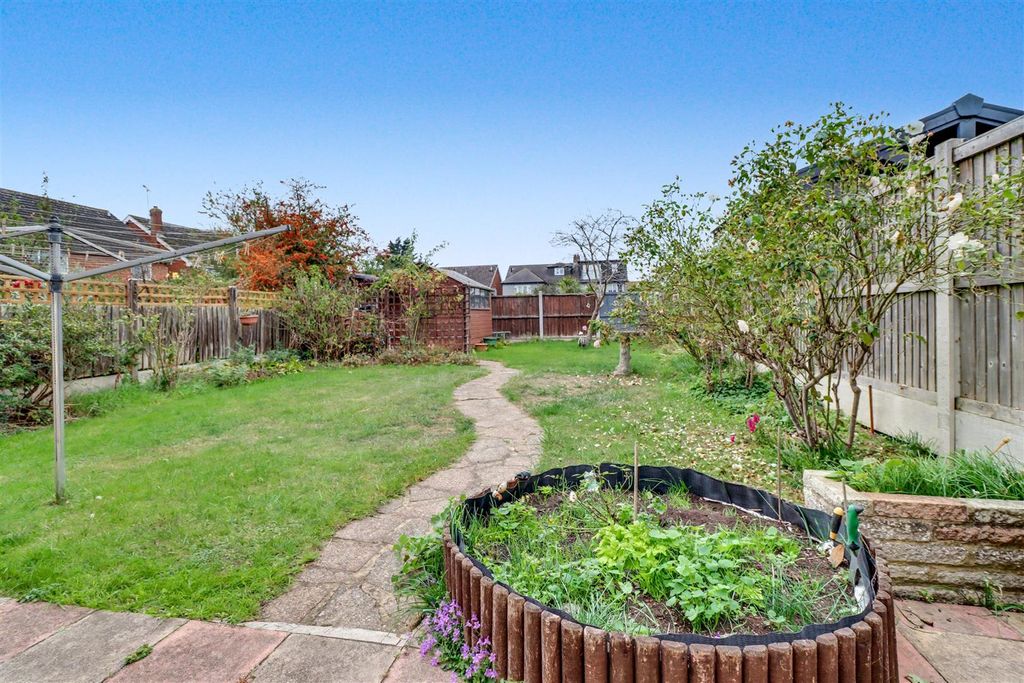 Property photo 2 of 15 3 Hyde Way-15.Jpg