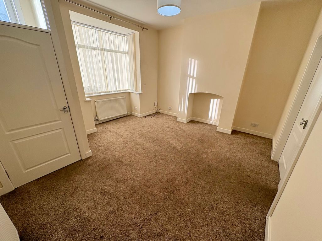 Property photo 2 of 13 Photograph