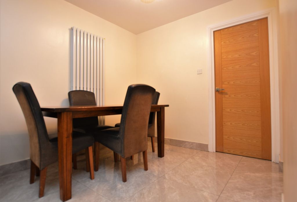 Property photo 2 of 11 Dining Edit