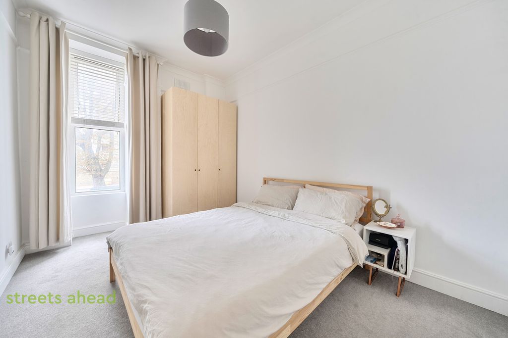 Property photo 3 of 13 Df6273F3-69c7-455...