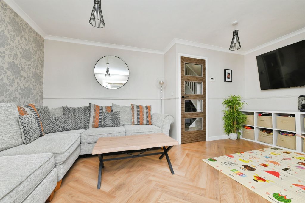Property photo 2 of 19