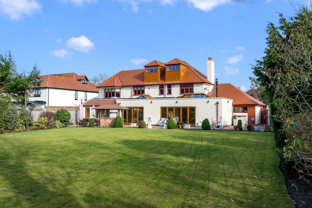 Property photo 1 of 59
