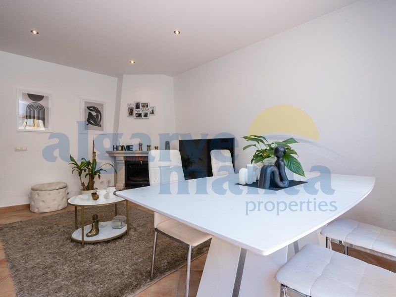 Property photo 3 of 32