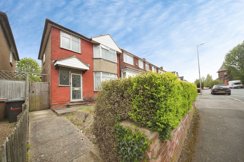 Property photo 1 of 13