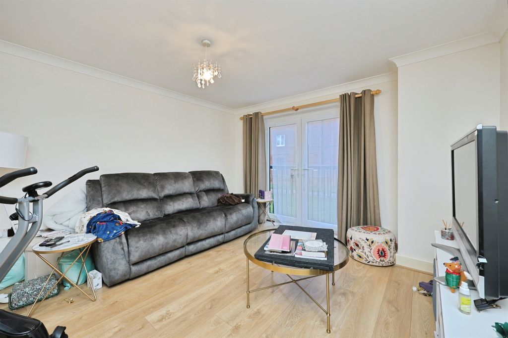 Property photo 3 of 14