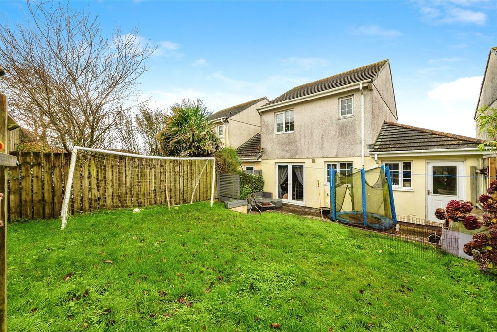 Property photo 2 of 20 Picture No. 02