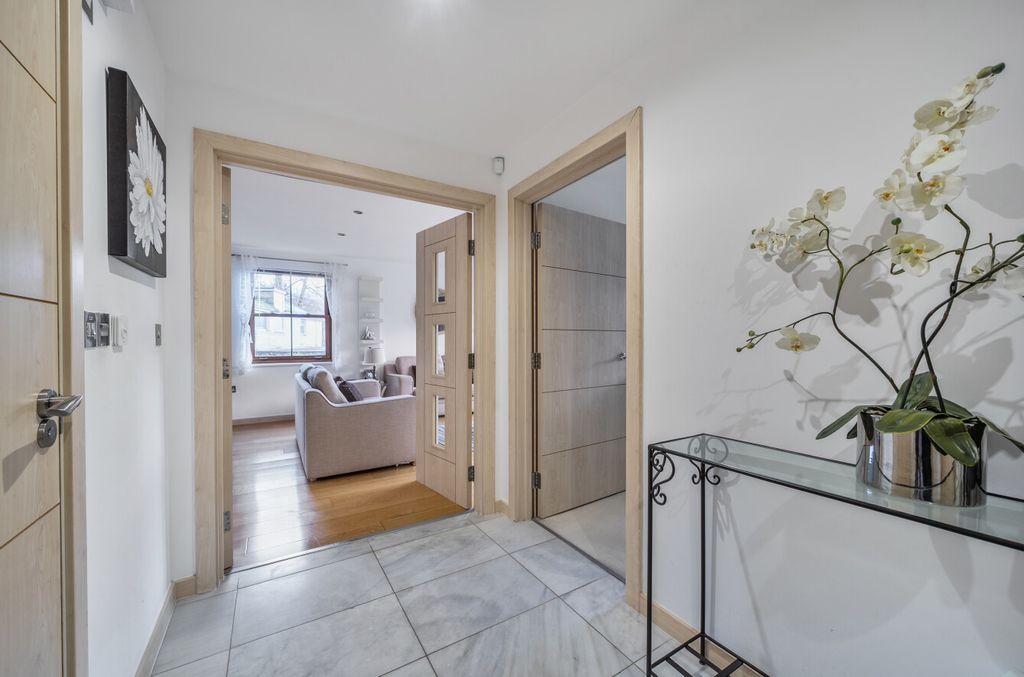 Additional image 14 of 2 bed flat for saleThe Creekside, Looe, Cornwall PL13