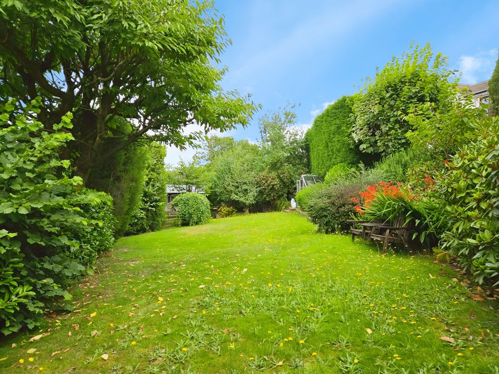 Property photo 3 of 20 Garden