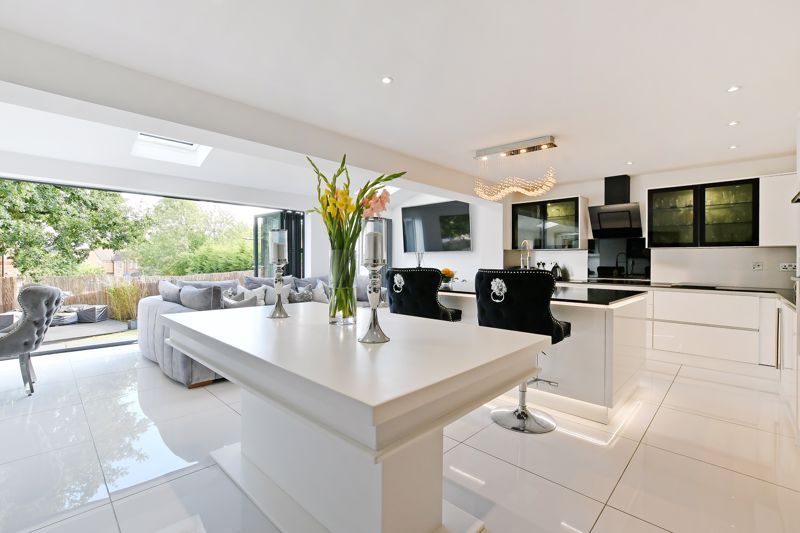 Property photo 1 of 37 Open Plan Dining Kitchen