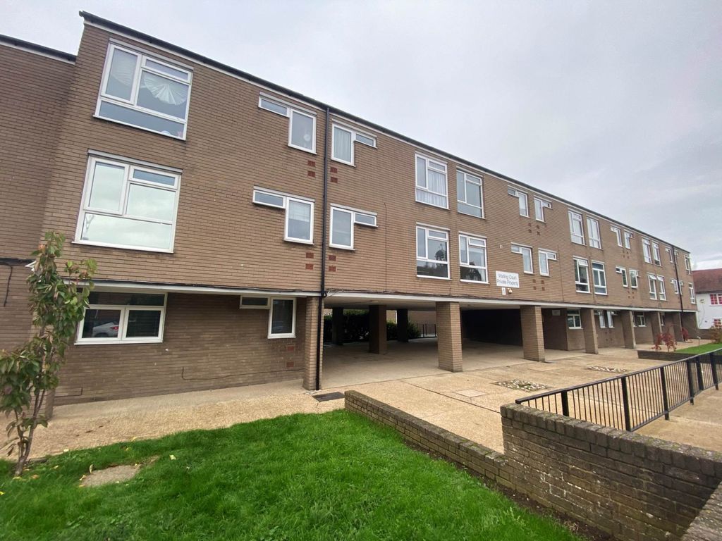 Property photo 1 of 11