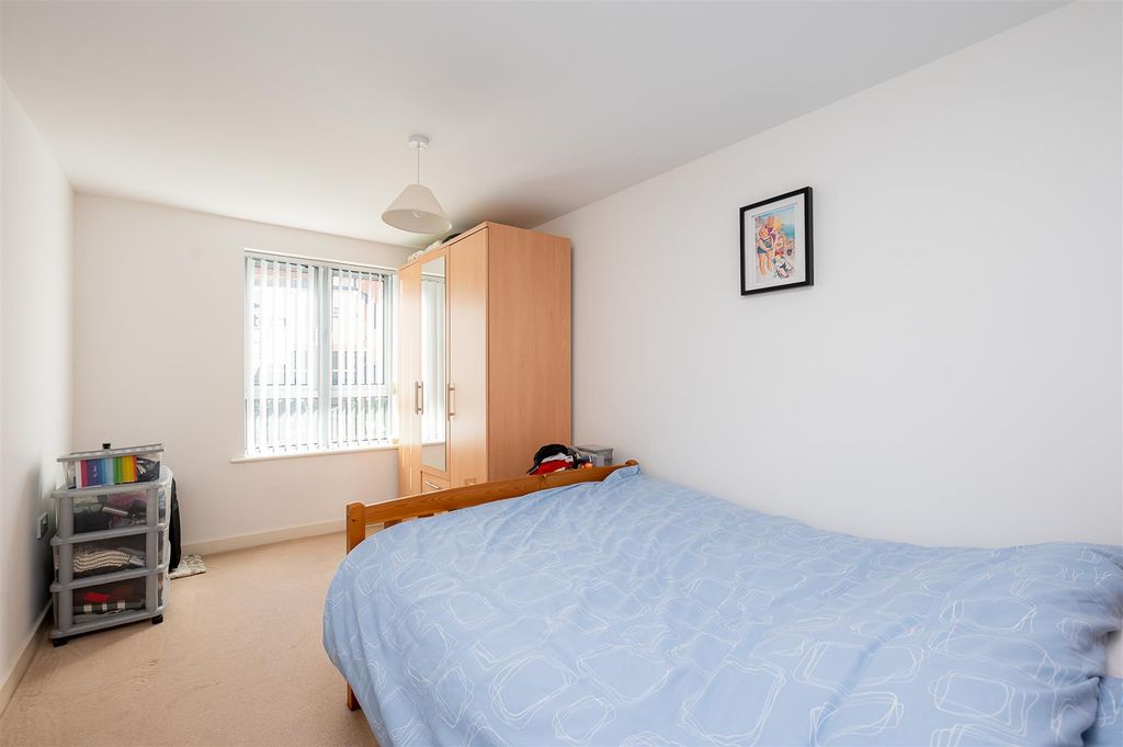 Additional image 7 of 2 bed flat for saleCollege Mews, York YO31