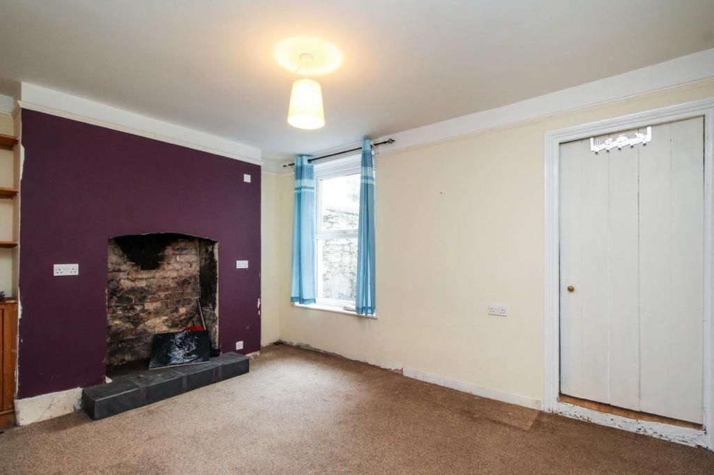 Property photo 3 of 7