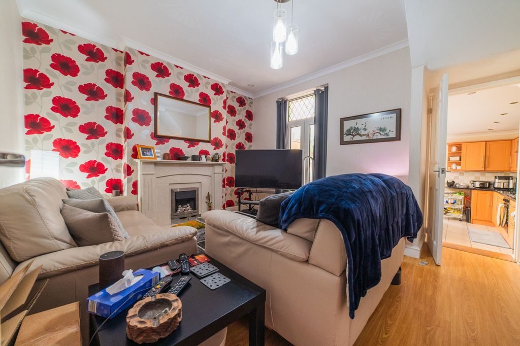 Property photo 3 of 22 Call 02920 454555 To Secure Your Viewing_2