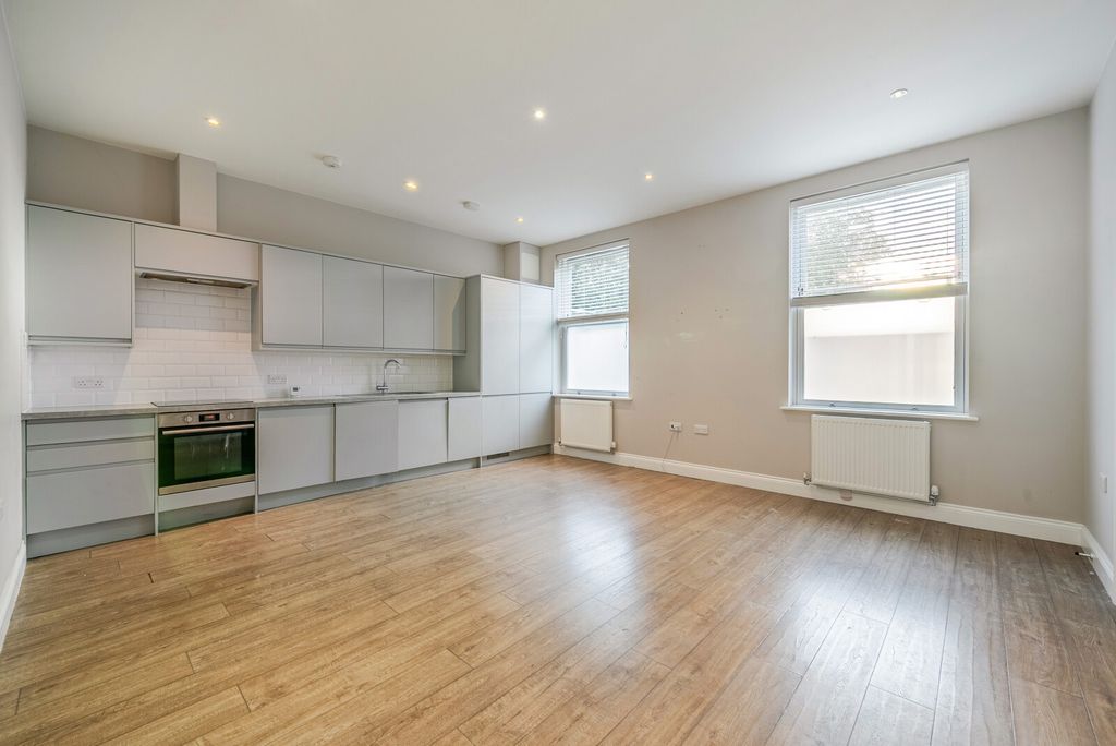 Property photo 1 of 17 1-6Abef4Fd47B26-1...