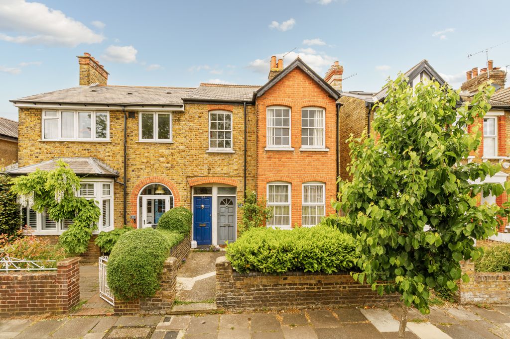 Property photo 1 of 13 Murray Road (1)