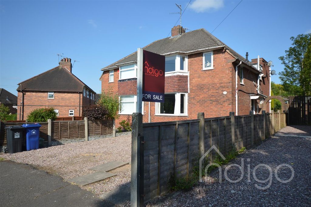 4 bed property for sale in St. Patricks Drive, NewcastleUnderLyme ST5