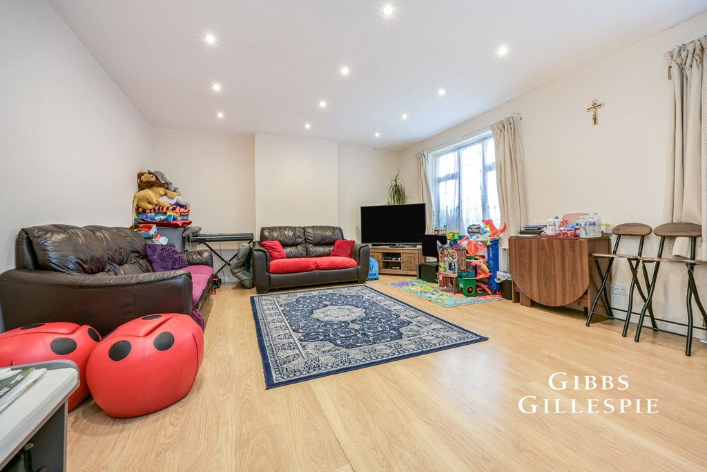 Property photo 3 of 10 Picture No. 10