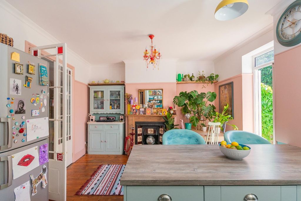 Property photo 1 of 34 0J1Rbm - Kitchen Diner G.Jpg