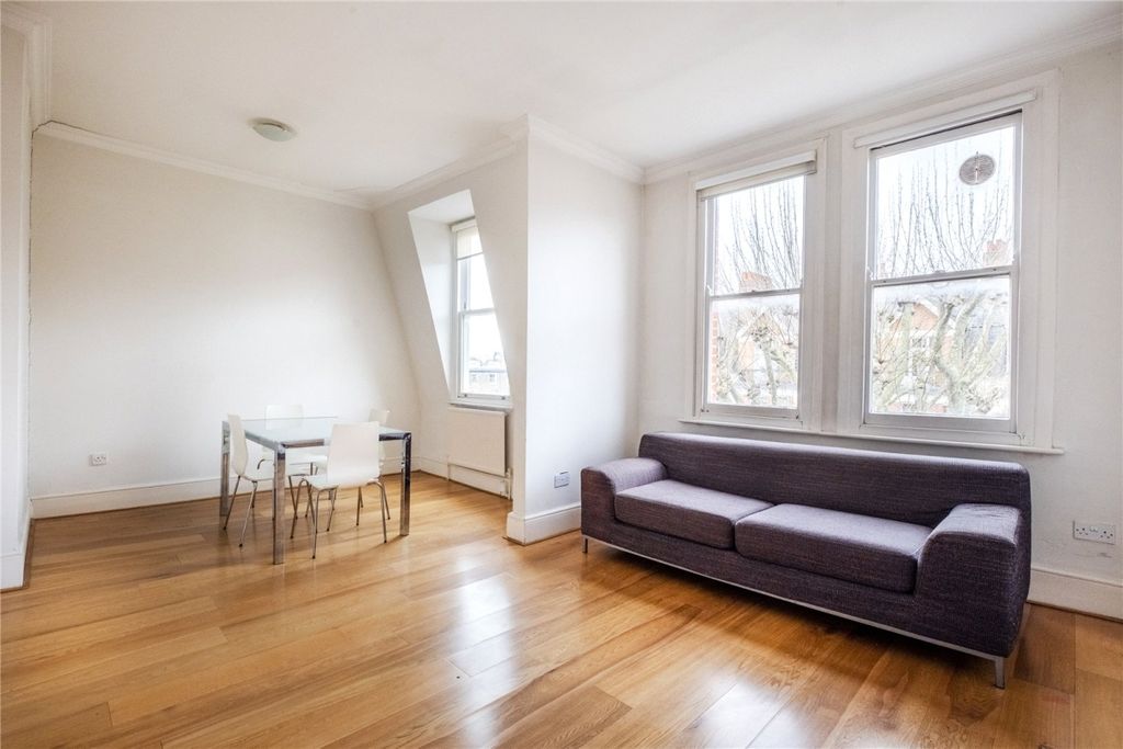Property photo 2 of 10 1