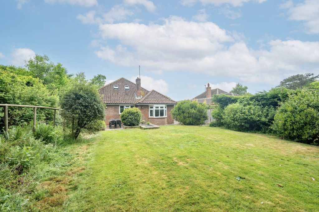 Property photo 2 of 24