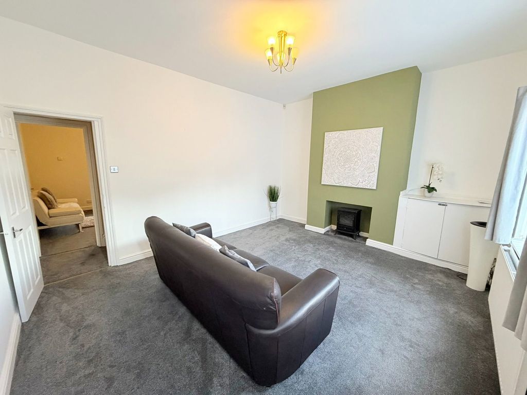 Property photo 3 of 22