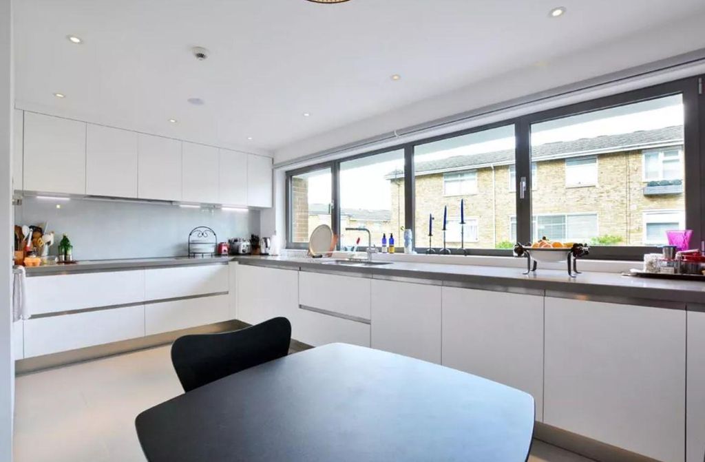 Property photo 1 of 18 5.Jpg
