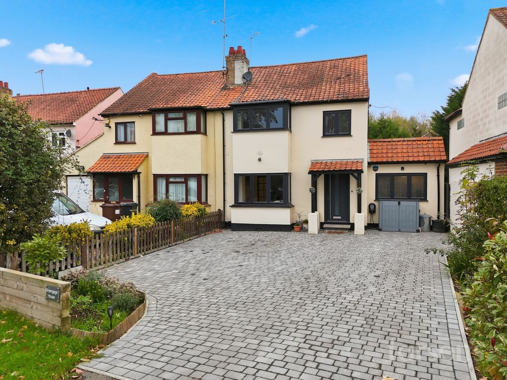 Property photo 1 of 37