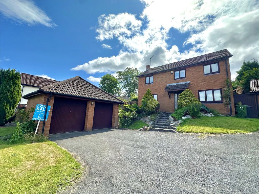 Property photo 1 of 25 Picture No. 28