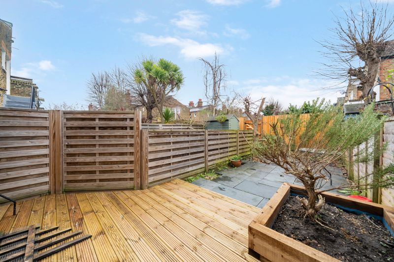 Property photo 1 of 9 Photo 9