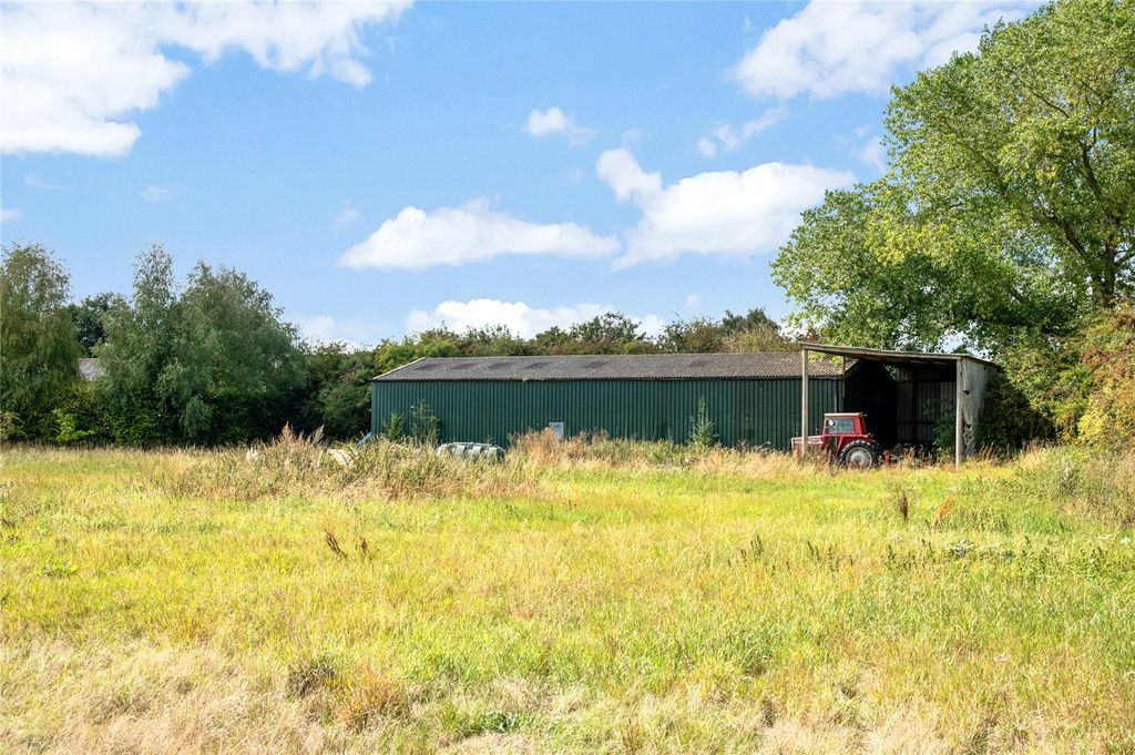Property photo 2 of 8 Land